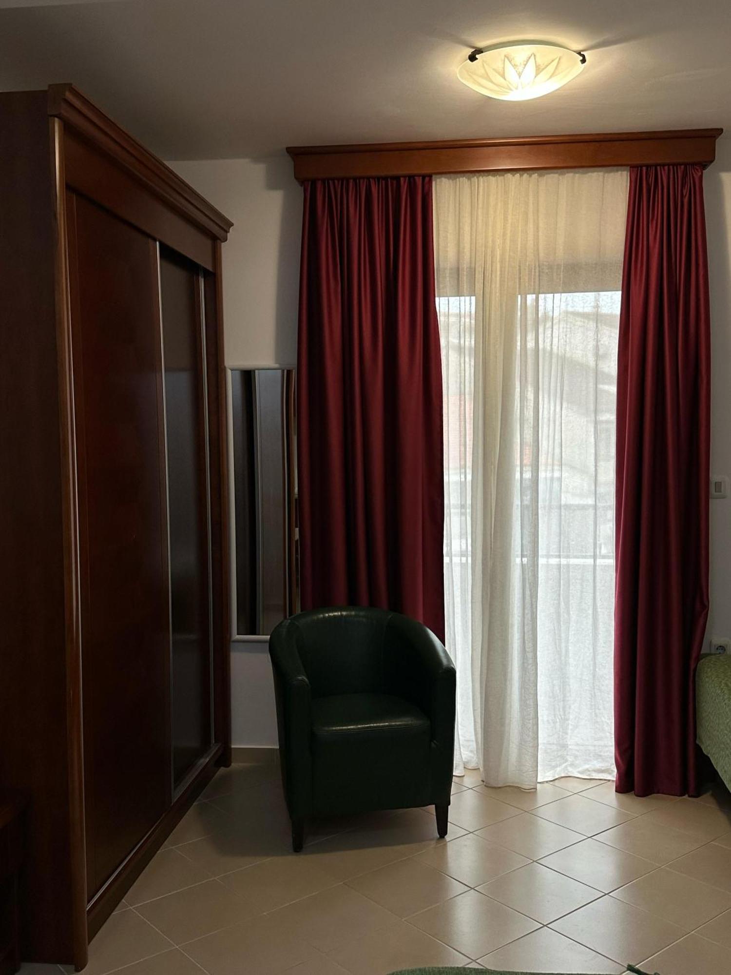 Apartments Krapina Lux Будва Экстерьер фото